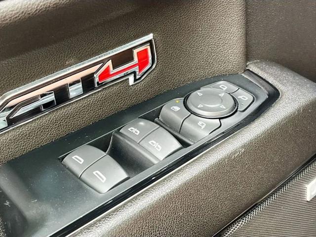 2023 GMC Sierra 1500 4WD Crew Cab Standard Box AT4