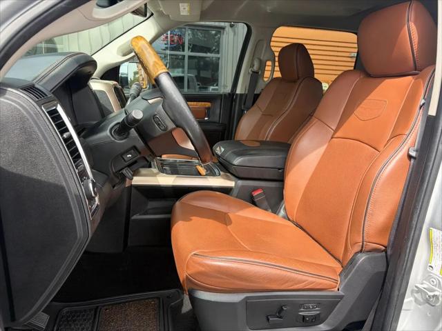 2018 Ram 3500 Laramie Longhorn Crew Cab 4x4 8' Box