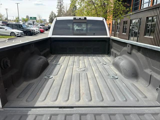 2018 Ram 3500 Laramie Longhorn Crew Cab 4x4 8' Box