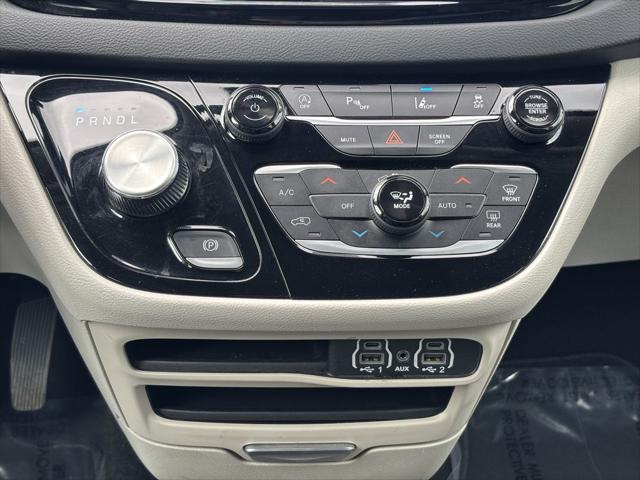 Used 2023 Chrysler Pacifica For Sale in Bellingham, WA