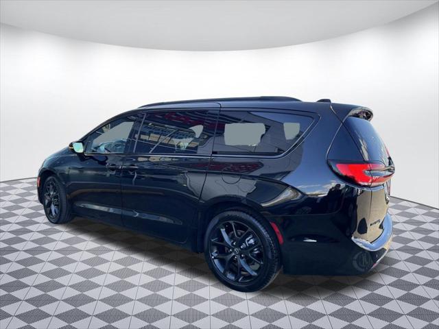 Used 2025 Chrysler Pacifica For Sale in Bellingham, WA