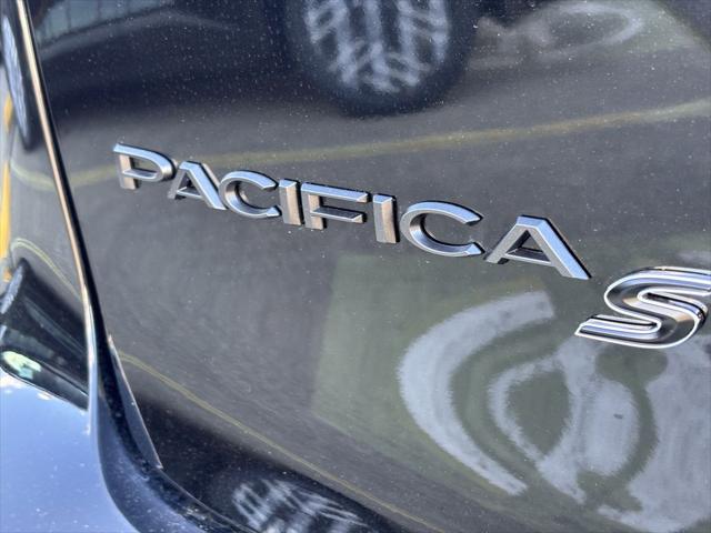 Used 2025 Chrysler Pacifica For Sale in Bellingham, WA