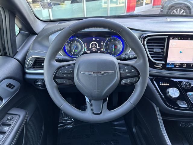 Used 2025 Chrysler Pacifica For Sale in Bellingham, WA