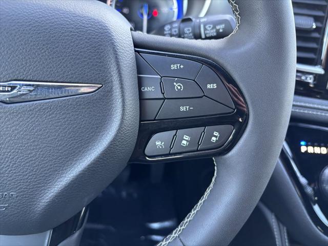 Used 2025 Chrysler Pacifica For Sale in Bellingham, WA