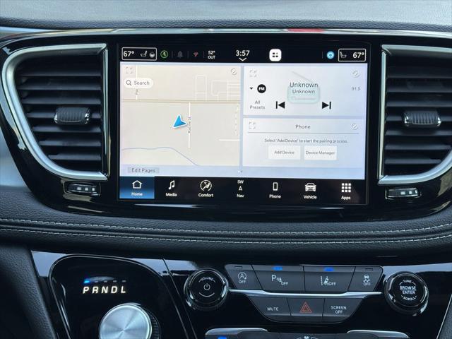 Used 2025 Chrysler Pacifica For Sale in Bellingham, WA