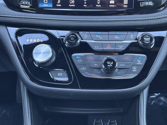 Used 2025 Chrysler Pacifica For Sale in Bellingham, WA