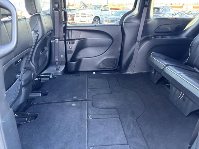 Used 2025 Chrysler Pacifica For Sale in Bellingham, WA