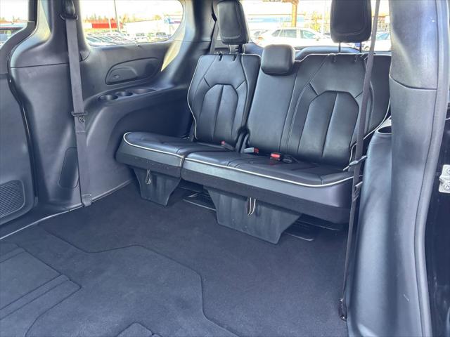 Used 2025 Chrysler Pacifica For Sale in Bellingham, WA