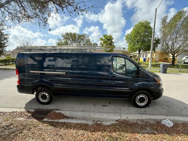 2019 Ford Transit w/Sliding Side Door w/LWB