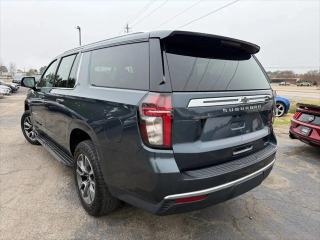 2021 Chevrolet Suburban 4WD LT