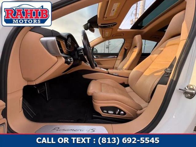 2018 Porsche Panamera 4S