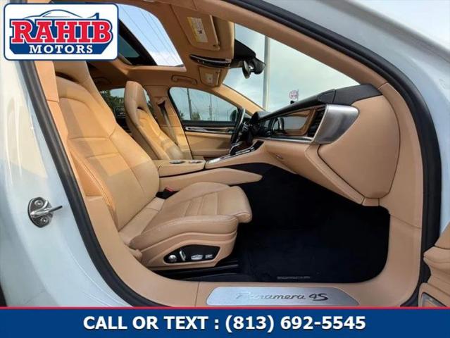 2018 Porsche Panamera 4S