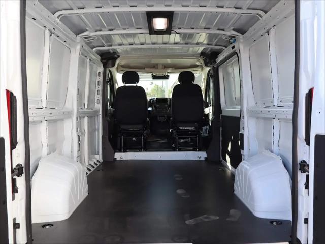 2026 Ram ProMaster Cargo Van Tradesman Low Roof 136" WB w/Pass Seat
