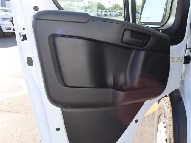2026 Ram ProMaster Cargo Van Tradesman Low Roof 136" WB w/Pass Seat