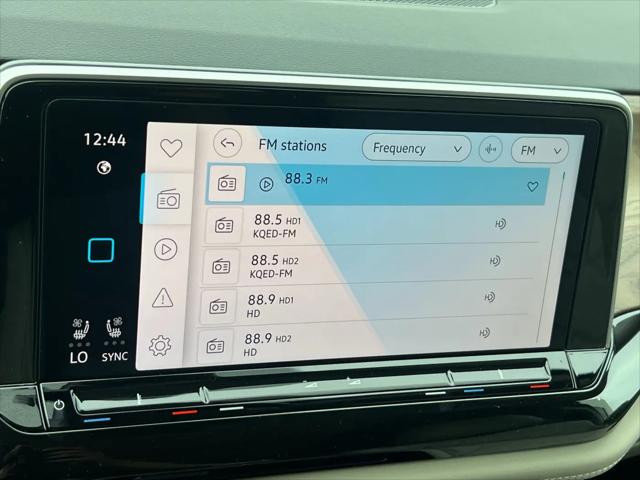 2026 Volkswagen Atlas SE with Technology