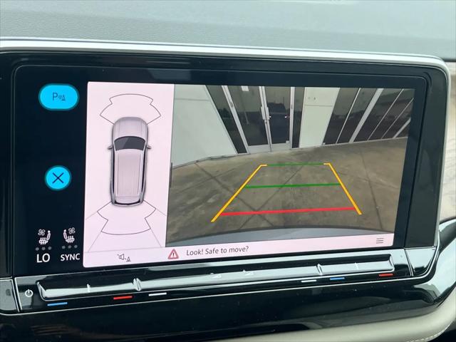 2026 Volkswagen Atlas SE with Technology