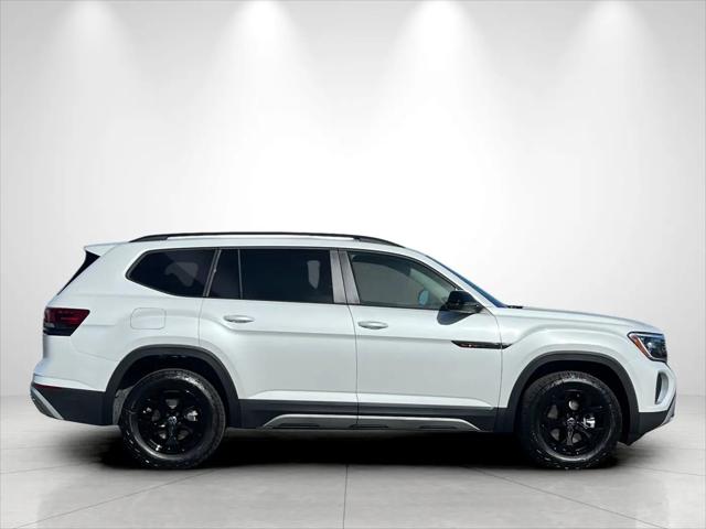2026 Volkswagen Atlas Peak Edition
