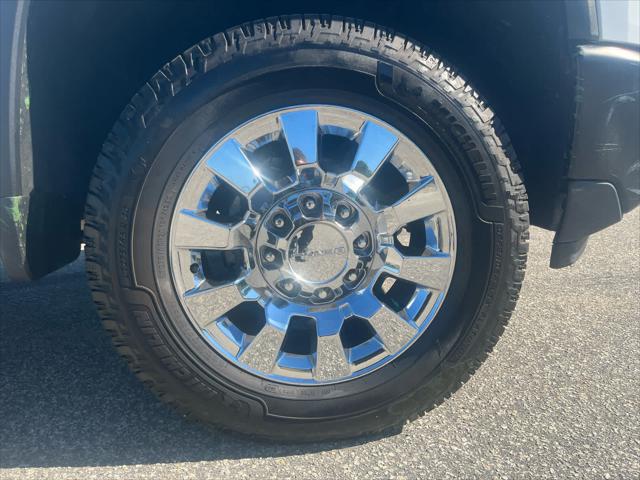 2024 Chevrolet Silverado 3500HD 4WD Crew Cab Long Bed Work Truck