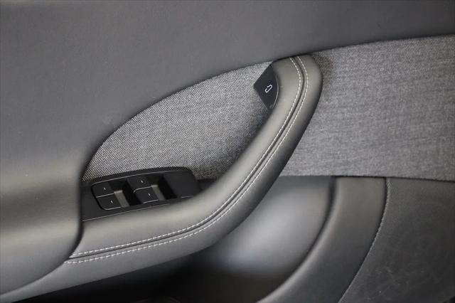 2023 Tesla Model S Standard Range