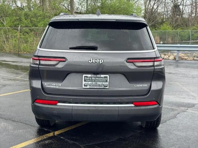 2022 Jeep Grand Cherokee L Laredo 4x4