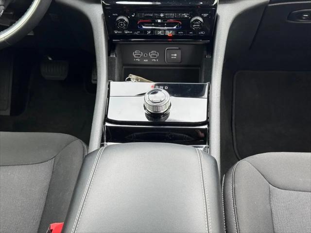 2022 Jeep Grand Cherokee L Laredo 4x4