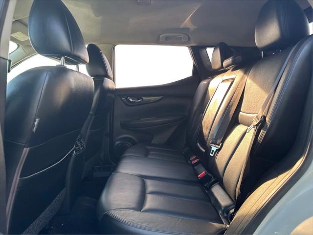 2017 Nissan Rogue Sport SL