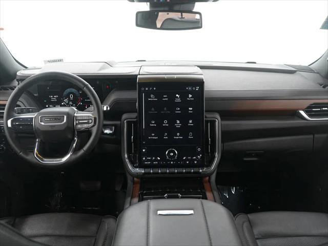 2025 GMC Yukon 4WD Denali
