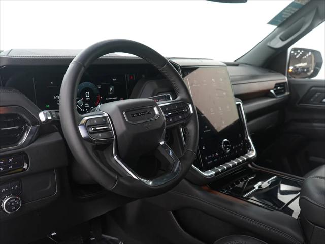 2025 GMC Yukon 4WD Denali