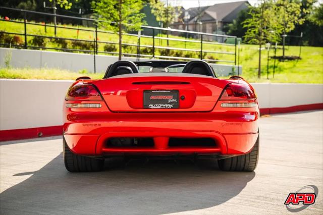 2003 Dodge Viper SRT10