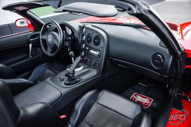 2003 Dodge Viper SRT10