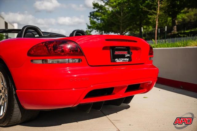 2003 Dodge Viper SRT10