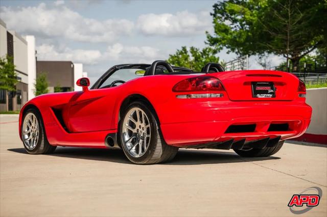 2003 Dodge Viper SRT10