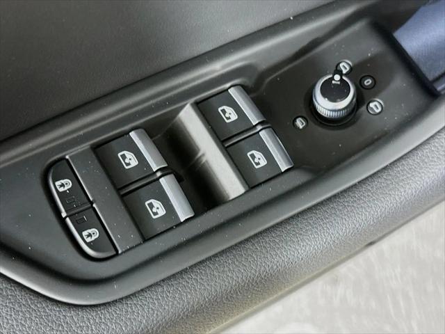 2023 Audi A4 Premium 40 TFSI quattro S tronic