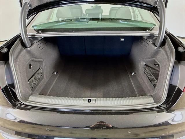 2023 Audi A4 Premium 40 TFSI quattro S tronic