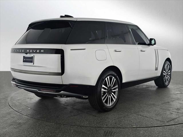 2026 Land Rover Range Rover P530 SE
