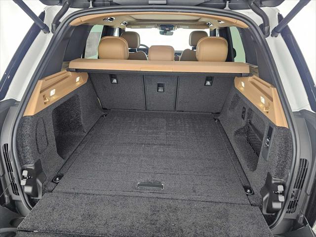 2026 Land Rover Range Rover P530 SE