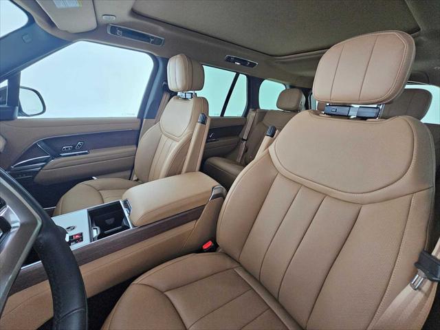 2026 Land Rover Range Rover P530 SE