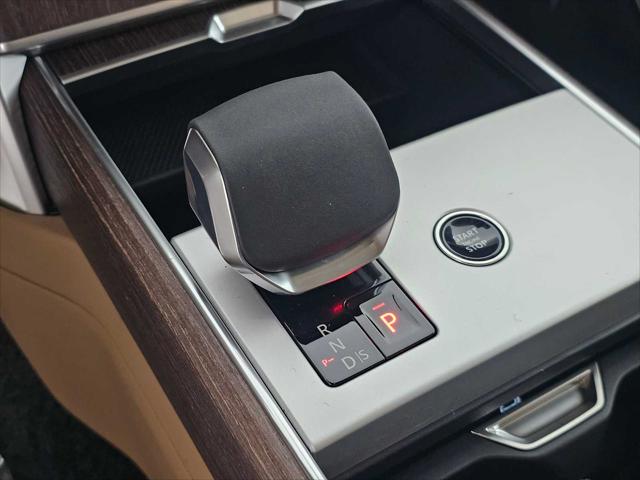2026 Land Rover Range Rover P530 SE