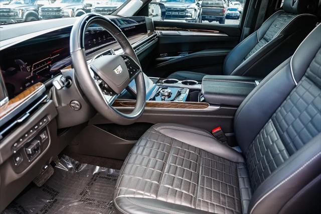 2025 Cadillac Escalade Sport Platinum