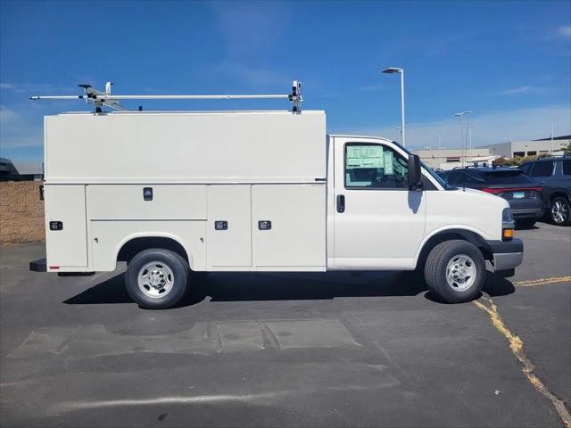 2026 Chevrolet Express Cutaway Work Van
