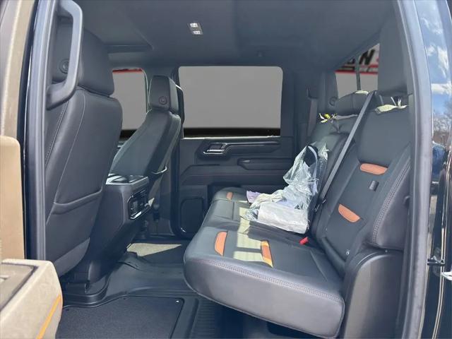 2025 GMC Sierra 2500HD Crew Cab, Standard Bed, AT4, 4WD
