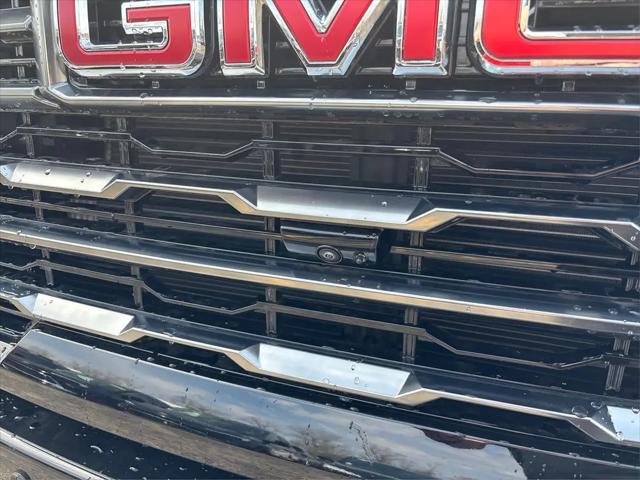 2025 GMC Sierra 2500HD Crew Cab, Standard Bed, AT4, 4WD