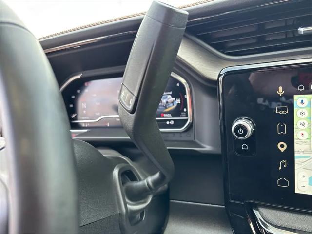 2025 GMC Sierra 2500HD Crew Cab, Standard Bed, AT4, 4WD
