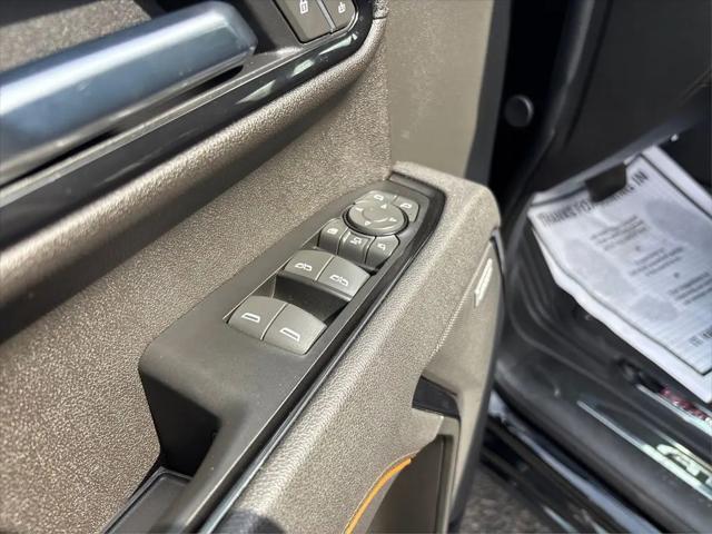 2025 GMC Sierra 2500HD Crew Cab, Standard Bed, AT4, 4WD