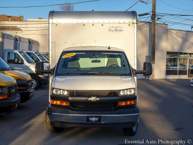 2021 Chevrolet Express Cutaway 4500 Van