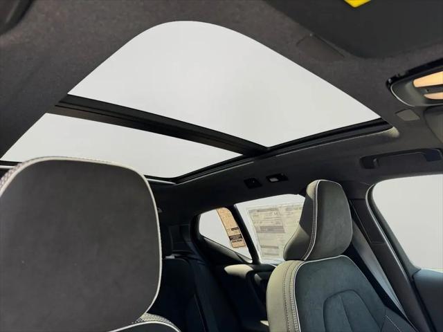 2026 Volvo EX40 Black Edition Ultra, Twin Motor, Fully electric