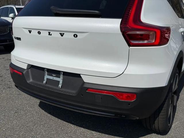2026 Volvo EX40 Black Edition Ultra, Twin Motor, Fully electric