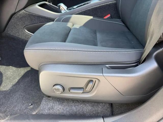 2026 Volvo EX40 Black Edition Ultra, Twin Motor, Fully electric