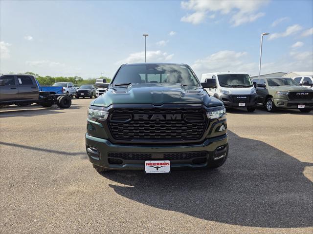 2026 Ram 1500 Express Crew Cab 4x4 5'7" Box