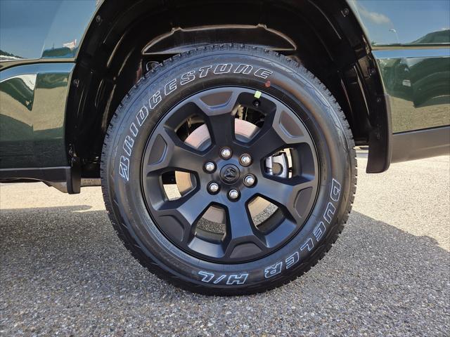 2026 Ram 1500 Express Crew Cab 4x4 5'7" Box
